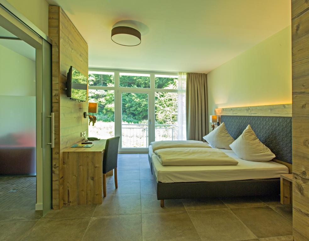 Landhotel Weihermuehle Thaleischweiler-Froschen Phòng bức ảnh