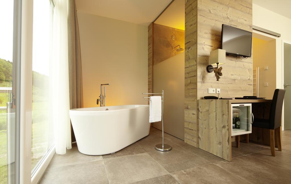 Landhotel Weihermuehle Thaleischweiler-Froschen Ngoại thất bức ảnh